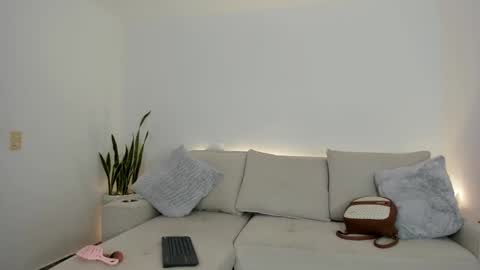 Eliza online show from 02.19.25