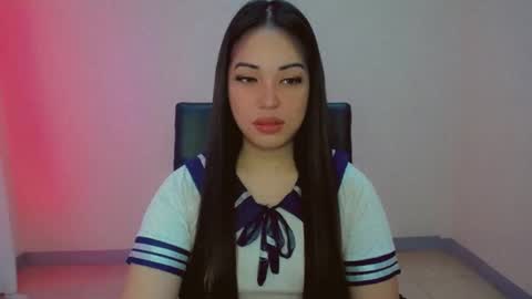 Snapshot of your_gwen22 chatting on 12.14.24 GWEN online show from 12.14.24