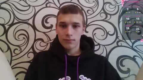 Snapshot of your_honeyy chatting on 10.01.25 Mark online show from 10.01.25