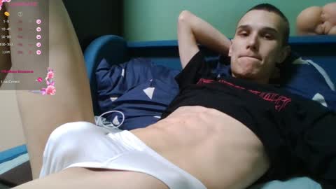 Snapshot of your_honeyy chatting on 03.27.26 Mark online show from 03.27.26