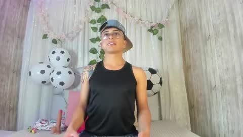 your_kitty_boy online show from 06.29.26