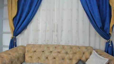 Snapshot of your_lady_milf chatting on 03.04.25 your_lady_milf online show from 03.04.25