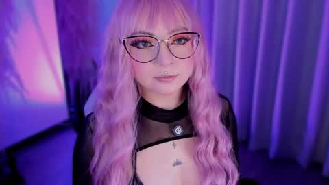 Snapshot of your_littlepervert_ chatting on 06.18.26 Cami independent model online show from 06.18.26