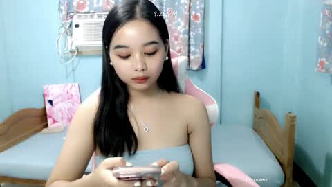 Snapshot of your_pinay_ivy chatting on 02.23.25 your_pinay_ivy online show from 02.23.25
