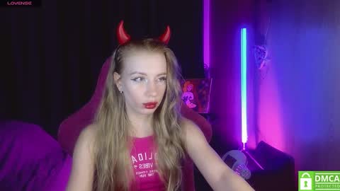 Snapshot of your_psychologist chatting on 02.13.25 Alice  online show from 02.13.25
