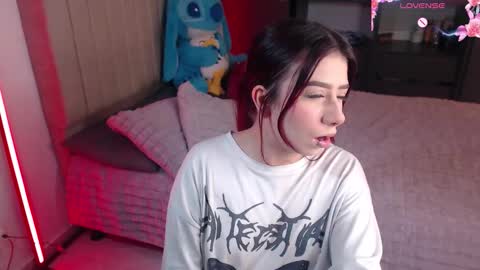 Snapshot of your_rosalie chatting on 02.04.26 your_rosalie online show from 02.04.26