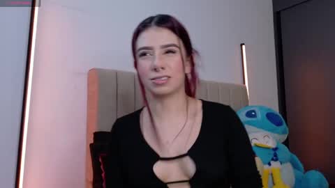 Snapshot of your_rosalie chatting on 05.13.26 your_rosalie online show from 05.13.26