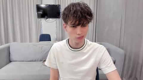 your_shy_guy online show from 01.04.25