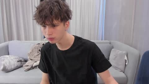 your_shy_guy online show from 01.06.25