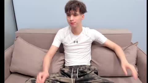 your_shy_guy online show from 10.08.25