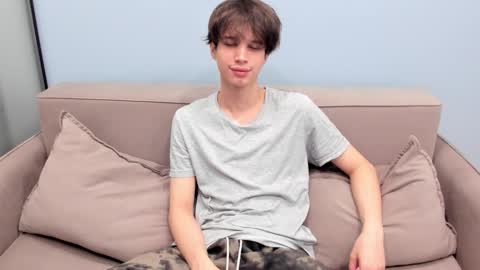 your_shy_guy online show from 11.27.25