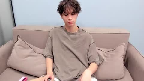 your_shy_guy online show from 12.03.25