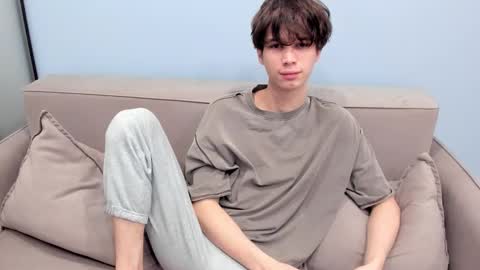 your_shy_guy online show from 12.05.25