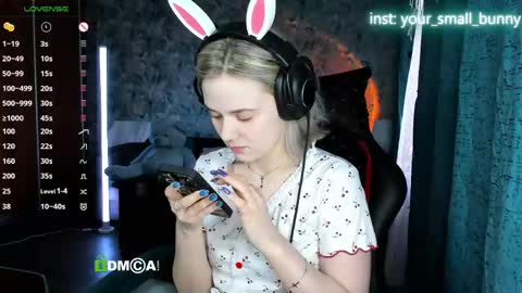 Molly online show from 05.08.26