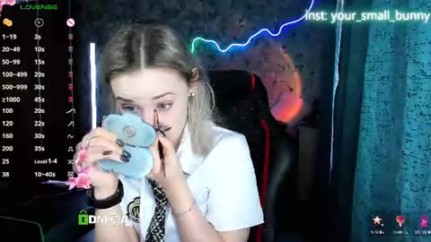 Molly online show from 08.02.26