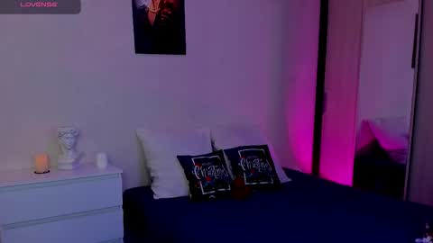 Snapshot of youranikka chatting on 01.17.26 Anikka online show from 01.17.26