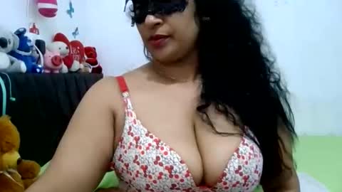 yourashawari online show from 04.30.26
