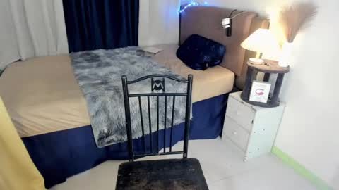 Snapshot of yourasian_bradley chatting on 02.21.25 yourasian_bradley online show from 02.21.25