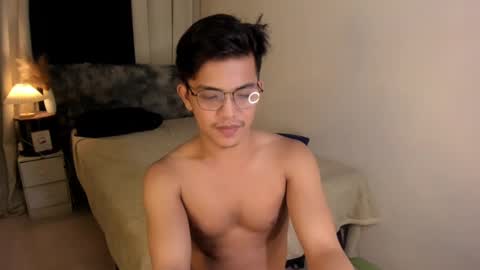 Snapshot of yourasian_bradley chatting on 03.09.25 yourasian_bradley online show from 03.09.25