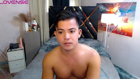 Snapshot of yourasian_bradley chatting on 09.30.25 yourasian_bradley online show from 09.30.25