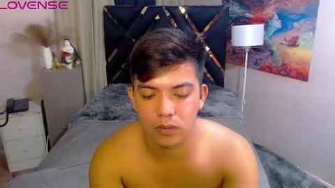 Snapshot of yourasian_bradley chatting on 10.11.25 yourasian_bradley online show from 10.11.25