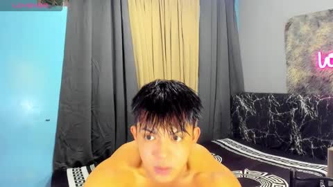 Snapshot of yourasian_bradley chatting on 11.18.25 yourasian_bradley online show from 11.18.25