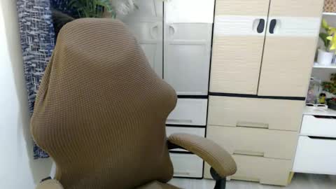 yourasian_eric online show from 02.20.26