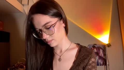 Elsa online show from 03.06.26