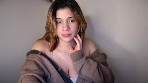 yourcutemolly__ online show from 06.05.26