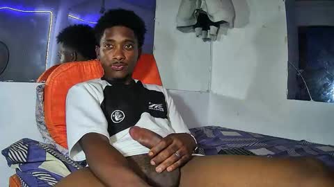 Snapshot of yourdaddy2005 chatting on 03.11.26 Yourdaddy2005 online show from 03.11.26