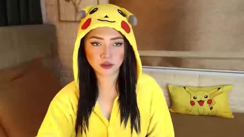 Snapshot of yourdevilsweettsx chatting on 09.12.25 JEN online show from 09.12.25