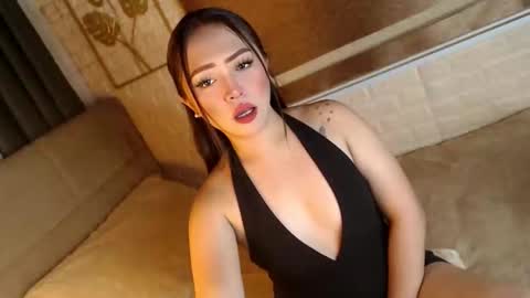 Snapshot of yourdevilsweettsx chatting on 11.15.25 JEN online show from 11.15.25