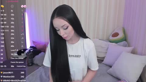 Mary online show from 12.08.24