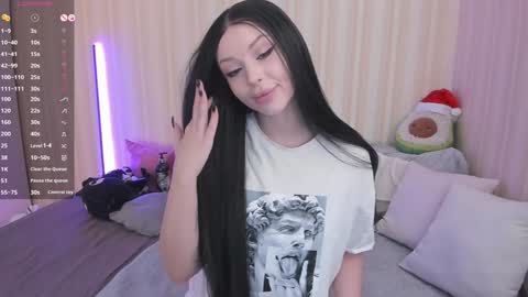 Mary online show from 01.17.25