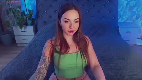 Snapshot of yourfantasywild chatting on 01.10.25 Sue online show from 01.10.25