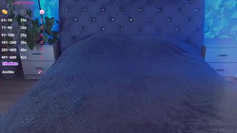 Snapshot of yourfantasywild chatting on 01.16.25 Sue online show from 01.16.25