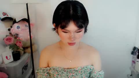 PrettyElla online show from 10.22.25