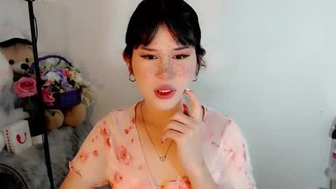 PrettyElla online show from 10.29.25