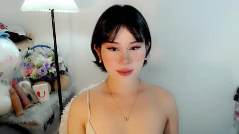 PrettyElla online show from 11.14.25