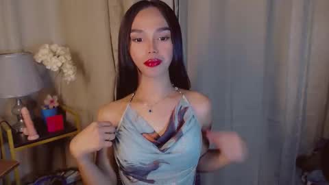 RICCIE MAE online show from 12.03.25