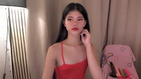 Vivian online show from 06.17.26