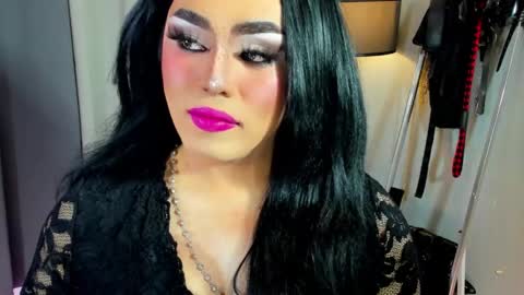  not into STINGY and CHEAP people online show from 11.11.25