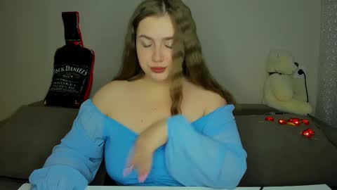 Snapshot of yourgem__ chatting on 03.04.25 yourgem__ online show from 03.04.25