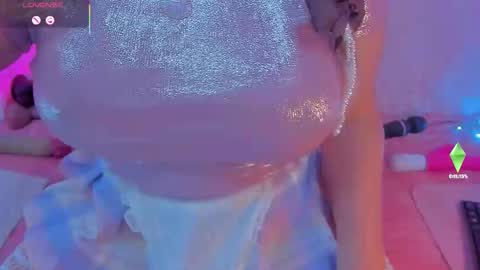 Snapshot of yourgirl11555 chatting on 12.21.25 Liza online show from 12.21.25