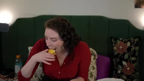 Sarlei Sar-uh-lie online show from 11.22.25