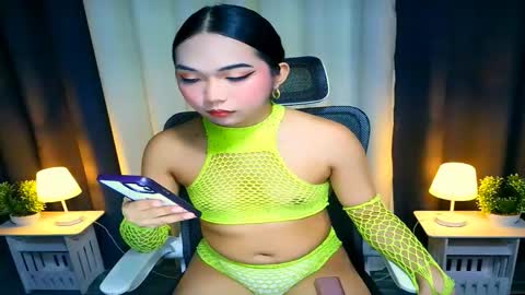 Goddess Yoshi online show from 11.04.25