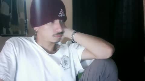 Snapshot of yourgodzeus chatting on 11.20.25 yourgodzeus online show from 11.20.25