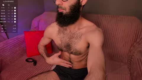 Snapshot of yourhairysecret chatting on 12.17.25 HAIRY wants to have a great time online show from 12.17.25