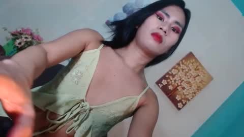 Snapshot of yourhottie_winxxx chatting on 01.25.25 Mauie  online show from 01.25.25