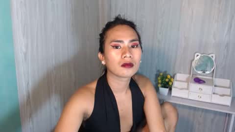 Snapshot of yourhottie_winxxx chatting on 02.28.25 Mauie  online show from 02.28.25